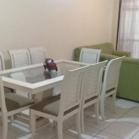 Apartamento De 2 Domitorios E 1 Garagem No Centro De Bombinhas 50 Metros Da Praia Na Avenida Principal Proximo Ao Shopping Punta Blu 外观 照片