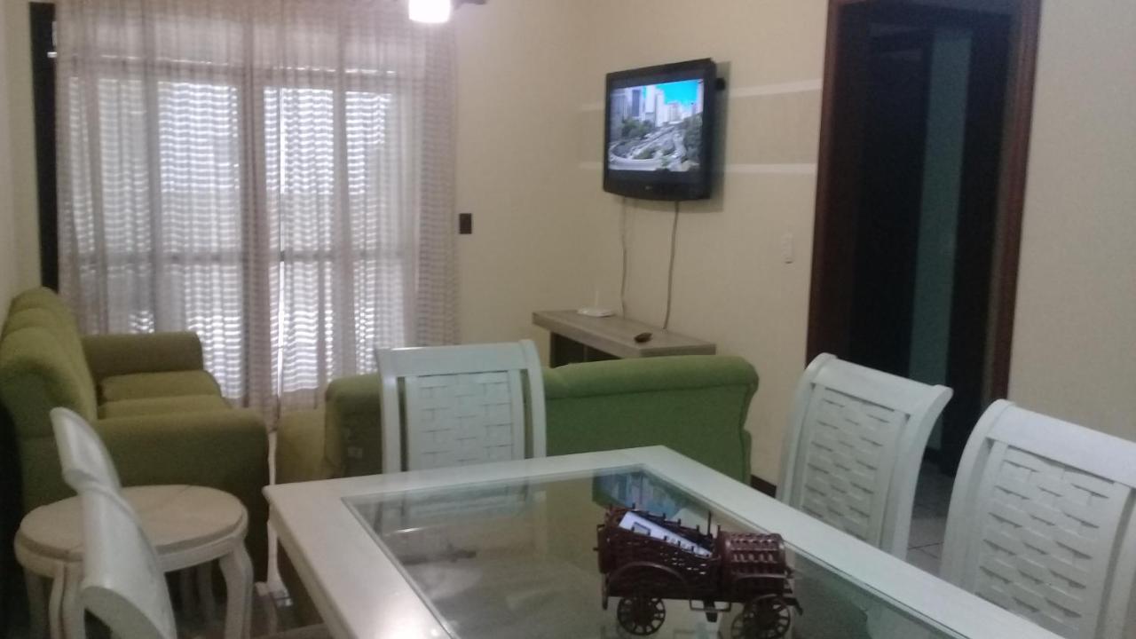 Apartamento De 2 Domitorios E 1 Garagem No Centro De Bombinhas 50 Metros Da Praia Na Avenida Principal Proximo Ao Shopping Punta Blu 外观 照片