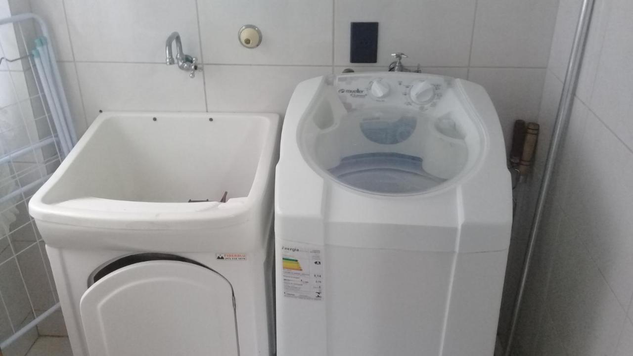 Apartamento De 2 Domitorios E 1 Garagem No Centro De Bombinhas 50 Metros Da Praia Na Avenida Principal Proximo Ao Shopping Punta Blu 外观 照片