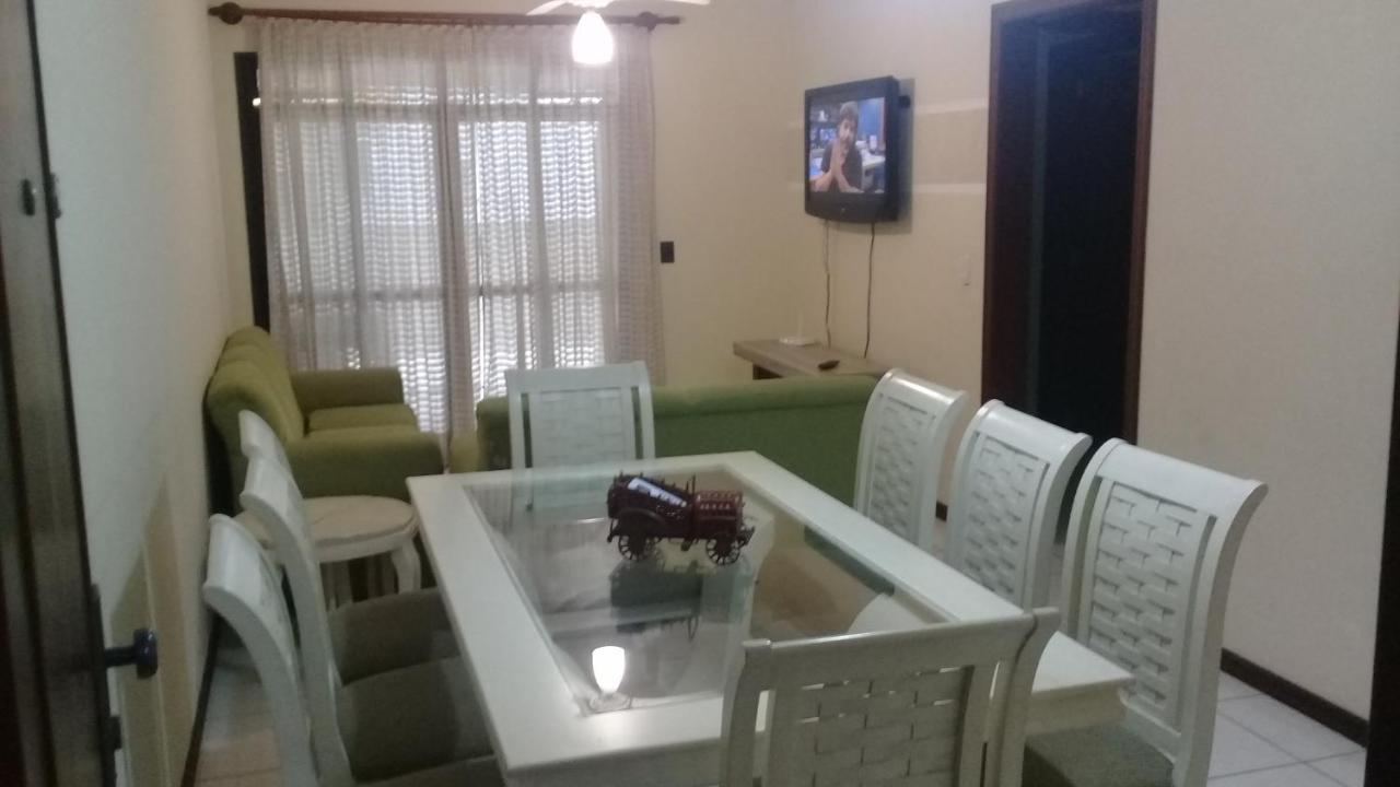 Apartamento De 2 Domitorios E 1 Garagem No Centro De Bombinhas 50 Metros Da Praia Na Avenida Principal Proximo Ao Shopping Punta Blu 外观 照片