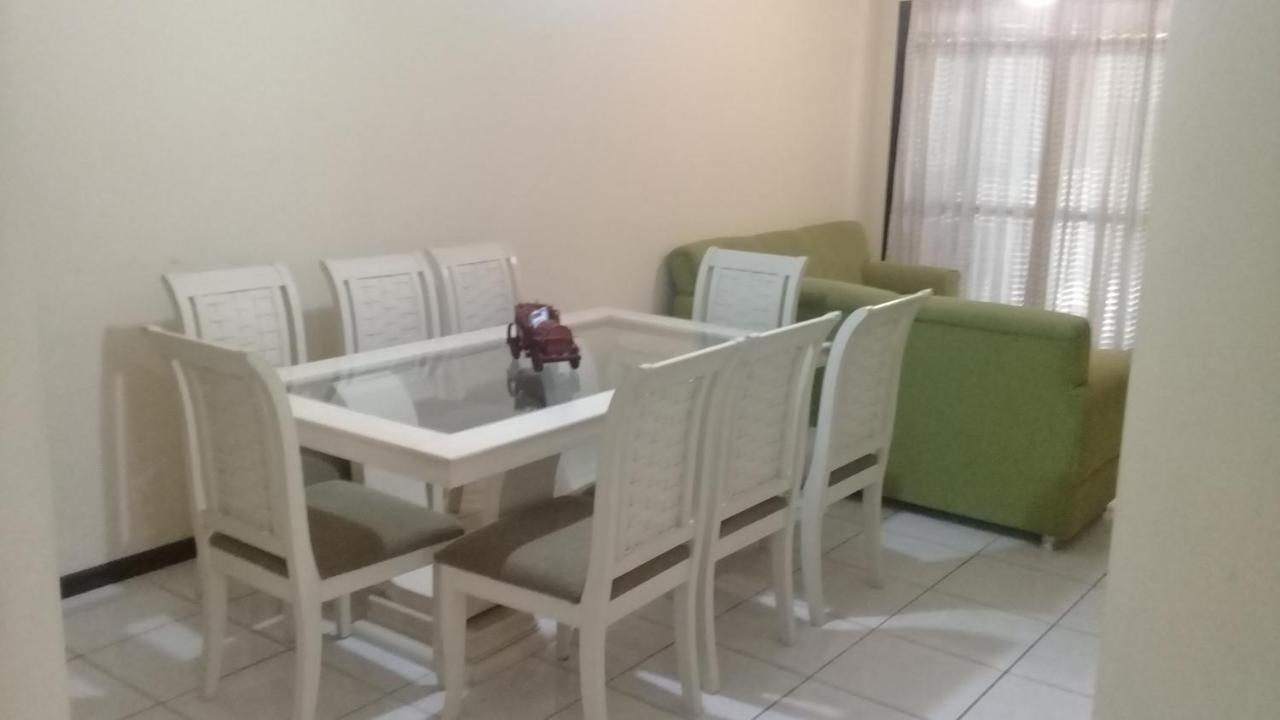 Apartamento De 2 Domitorios E 1 Garagem No Centro De Bombinhas 50 Metros Da Praia Na Avenida Principal Proximo Ao Shopping Punta Blu 外观 照片